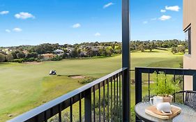 Moonah Links Apartments - Fairway Views, Golf, Hot Springs